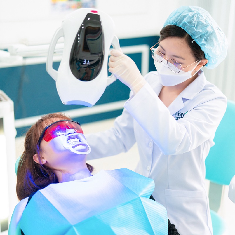 TẨY TRẮNG RĂNG LASER WHITENING CÓ MANG LẠI HIỆU QUẢ HAY KHÔNG?