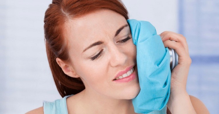 Đá lạnh giúp răng bạn được giảm đau nhanh chóng