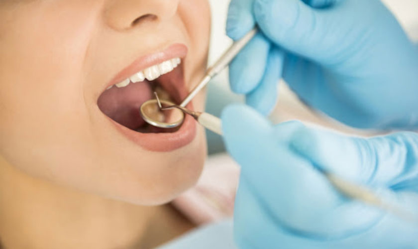 Kiểm tra răng miệng định kỳ